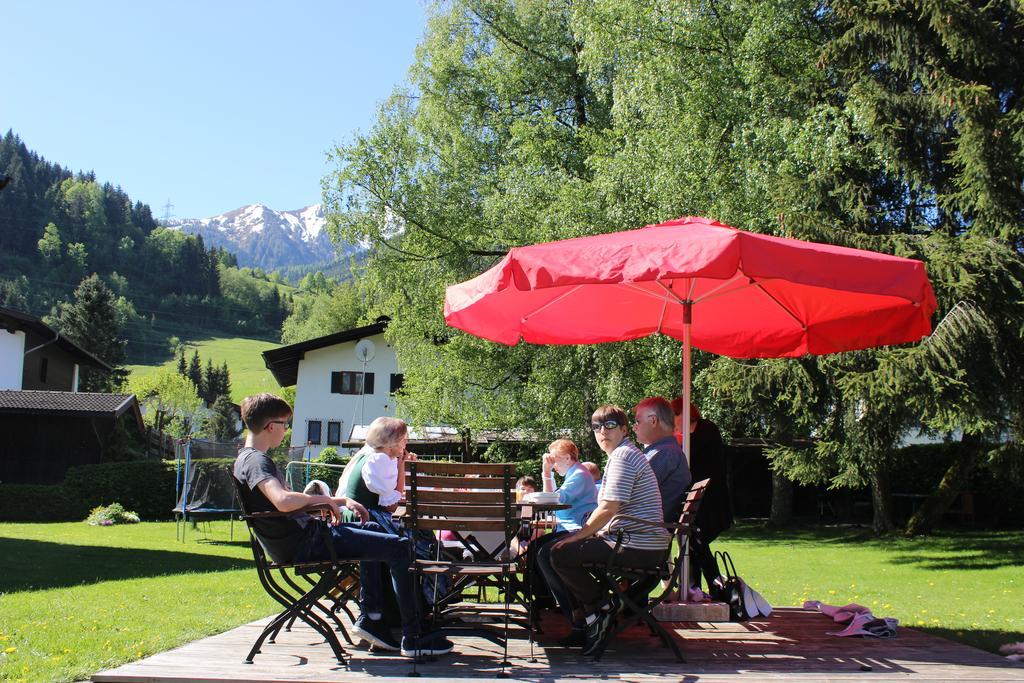 Johannahof Appartements Kaprun Bagian luar foto