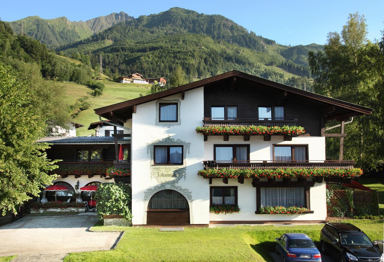 Johannahof Appartements Kaprun Bagian luar foto