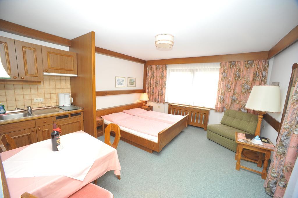 Johannahof Appartements Kaprun Ruang foto