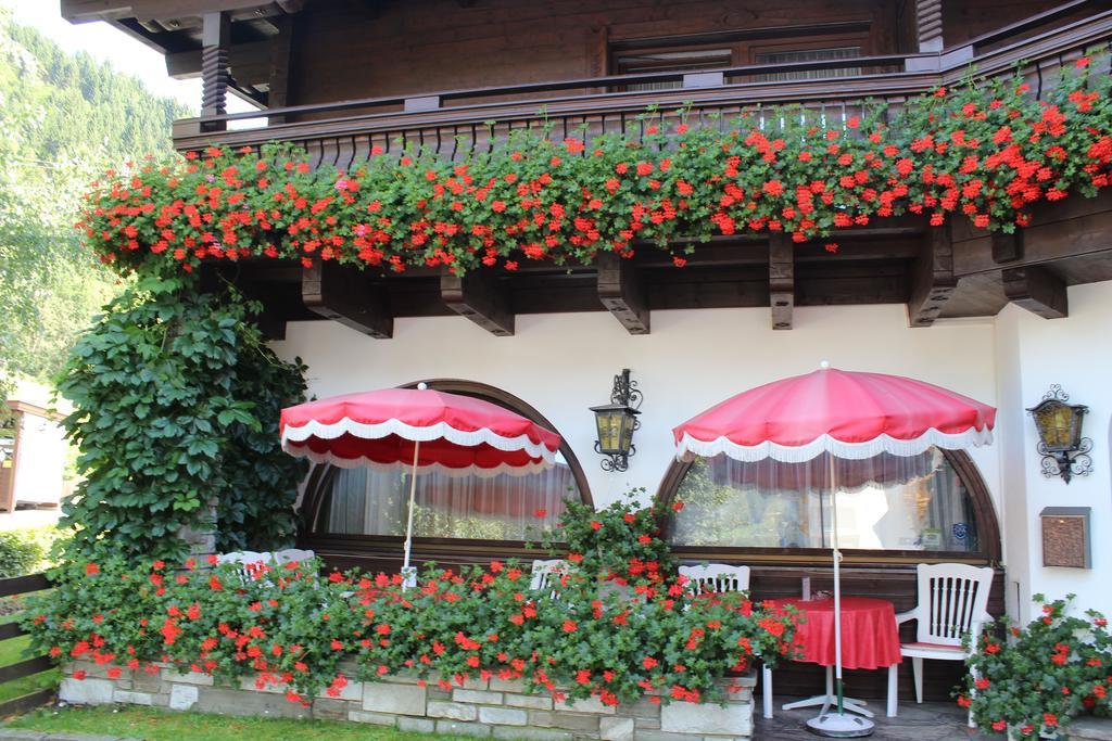 Johannahof Appartements Kaprun Bagian luar foto